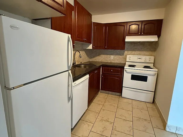 35 Trailwood Dr #815 — Photo 7