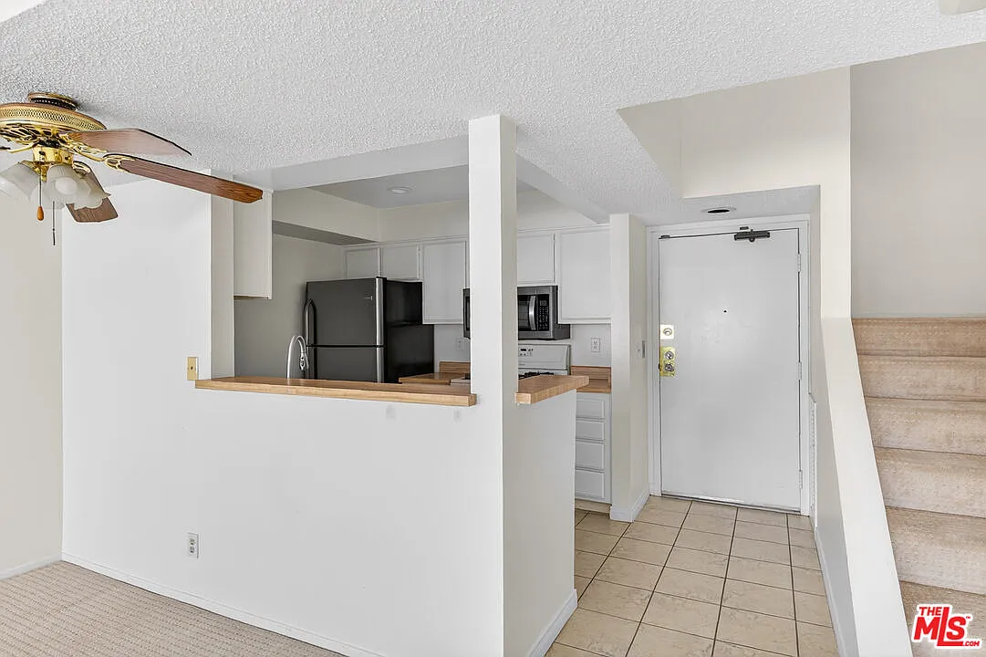 1 bed, 1.0 bath, 926 sqft, $2,300 — Photo 4