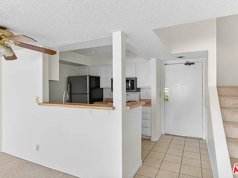 1118 Valencia St #310 — Photo 4