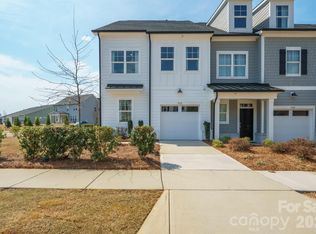 9721 Munsing Dr, Charlotte, NC