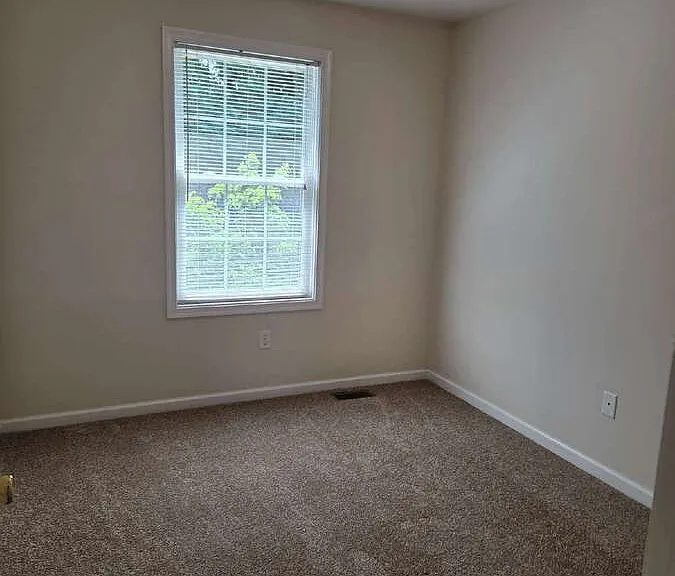 233 Durango Cir — Photo 14