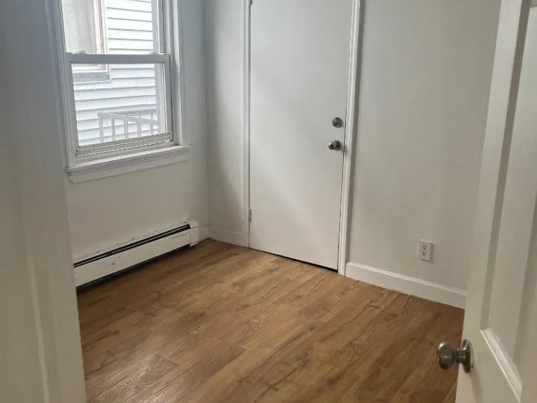 163 Court St — Photo 2