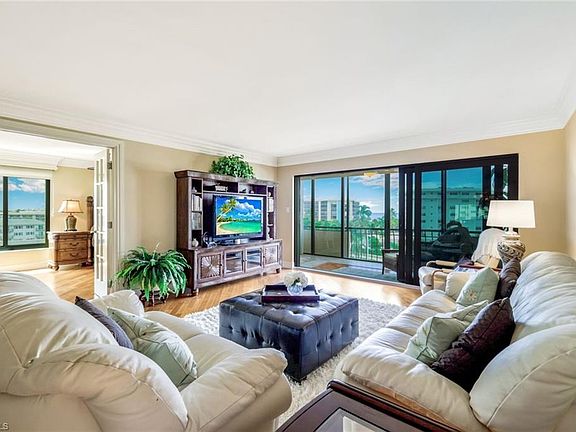 4th image of 3430 Gulf Shore BLVD N #5F