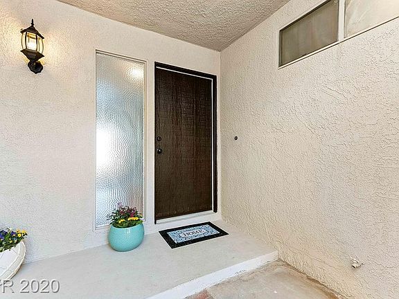 3rd image of 2758 Baltic Cir