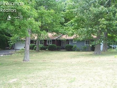1st image of 155 W County Road 6