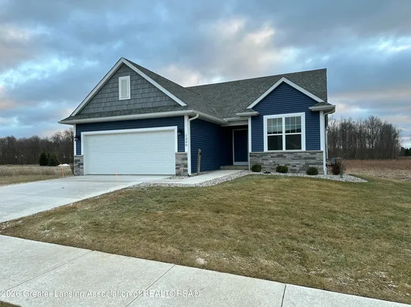 1300 Superior Dr #1, Saint Johns, MI 48879