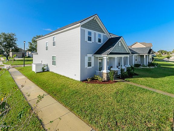 2nd image of 480 Vineyard Ln