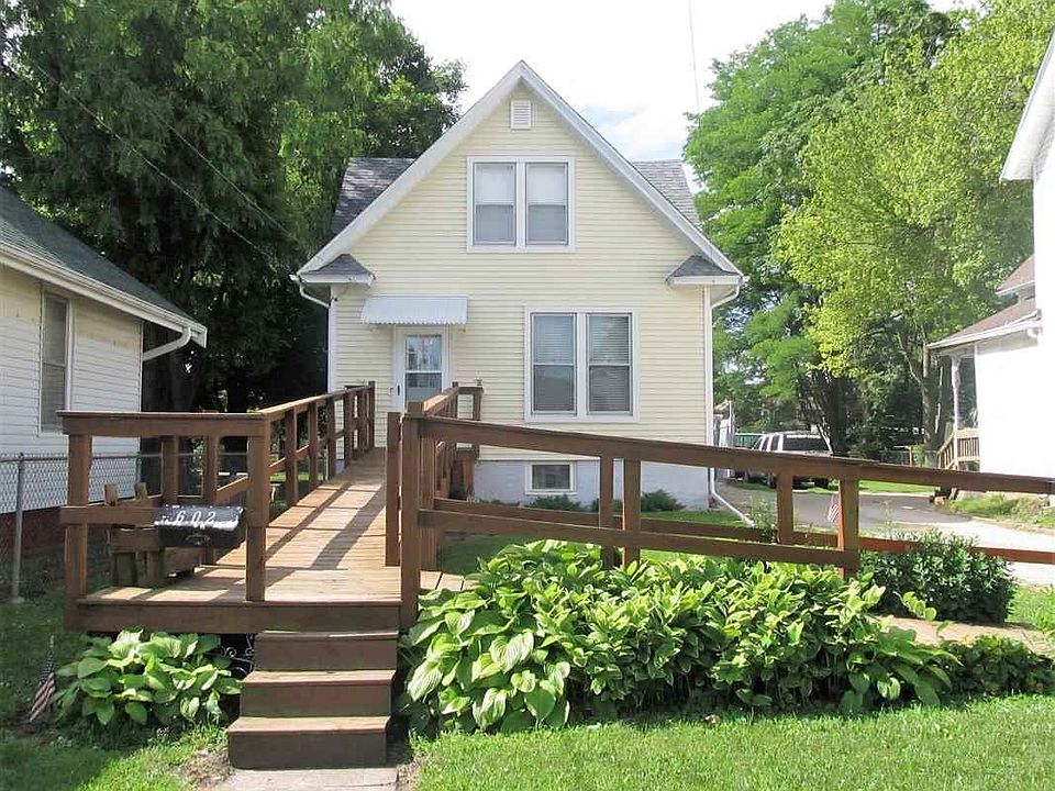 1st image of 602 E Berrien St