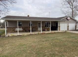 105 Holly Ln, Geneva, IN 46740