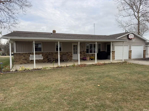 105 Holly Ln, Geneva, IN 46740