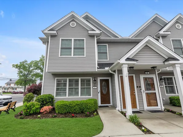 608 Carman Avenue #C-7, Westbury, NY 11590