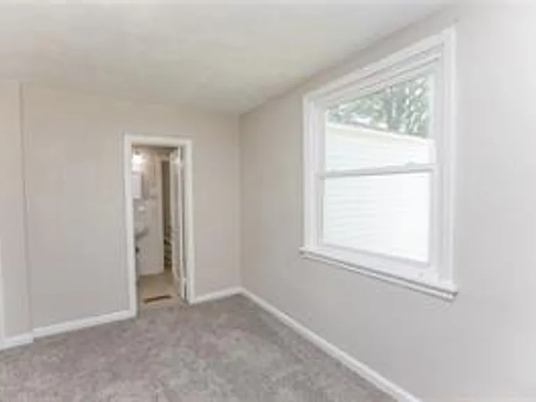 209 Pennington Blvd — Photo 12