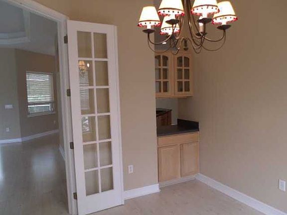 3rd image of 6656 Kestrel Cir