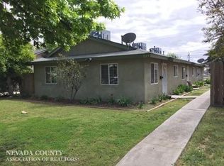 227 17th St, Bakersfield, CA 93301