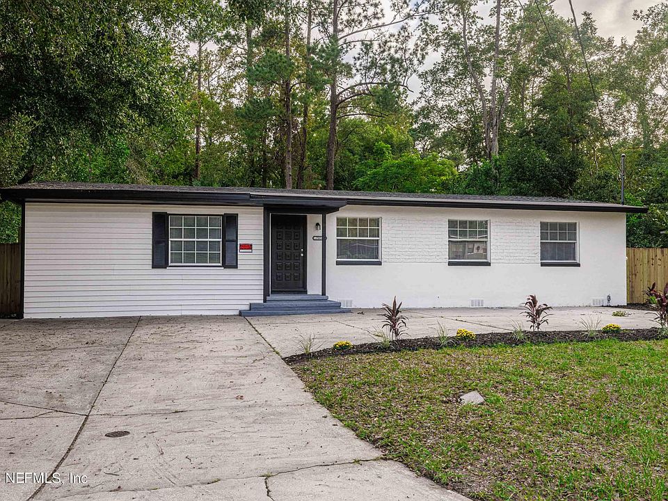 1st image of 7854 DELAROCHE Drive
