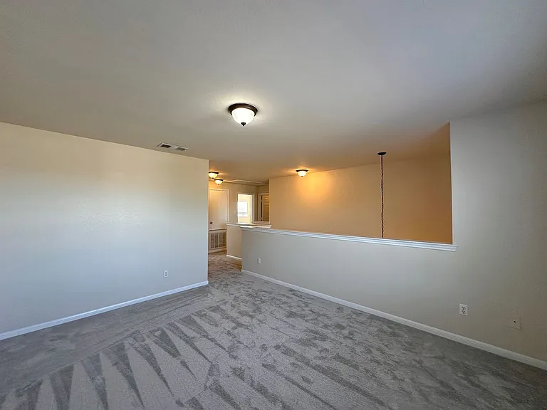202 Crowfoot Dr — Photo 29