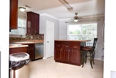 2nd image of 119 Green Springs Dr