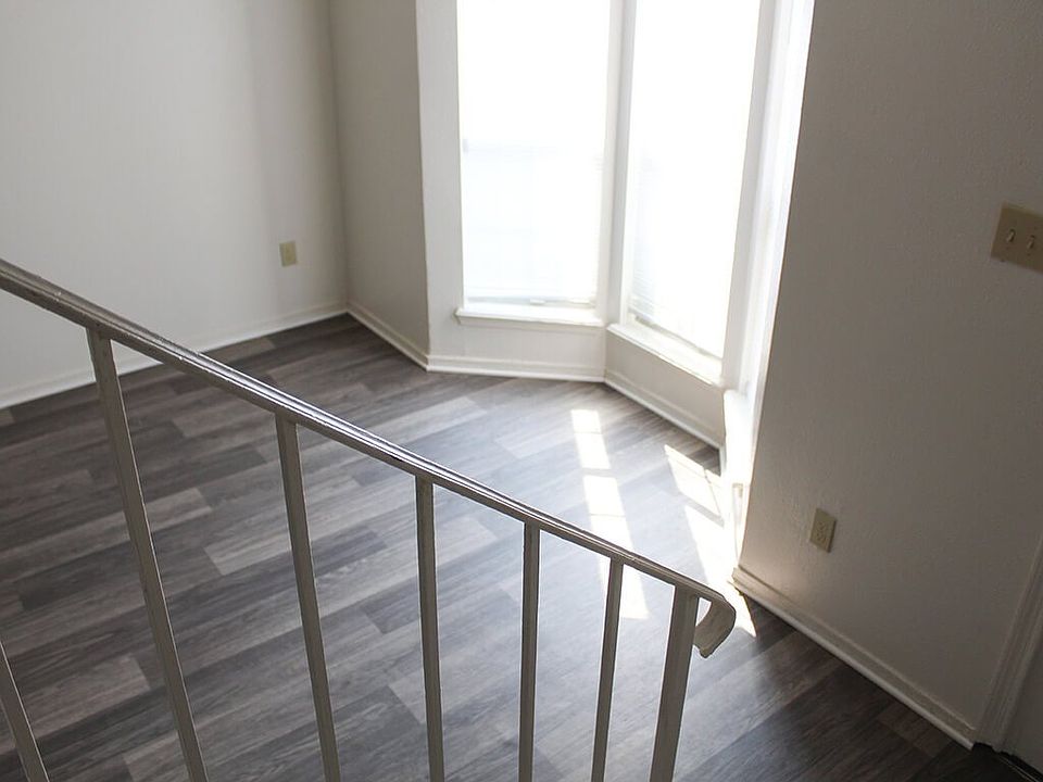 Bay Windows in Select Homes