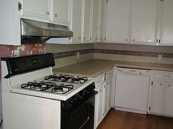 4th image of 244 Pecanview Dr