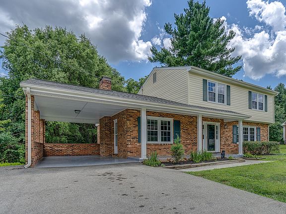 2nd image of 3523 Farmington Dr
