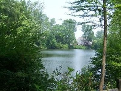 212 Shoreline Dr, Berwyn, PA, 19312