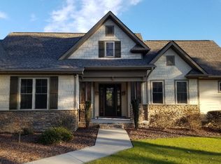 212 Gails Rd, West End, NC 27376