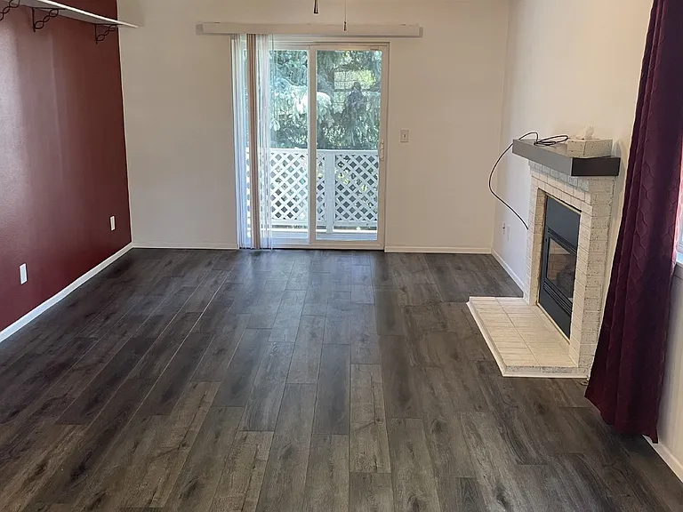 344 S Estes St #B — Photo 13