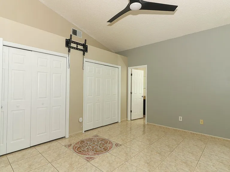 743 Deacon Winn Ct — Photo 4
