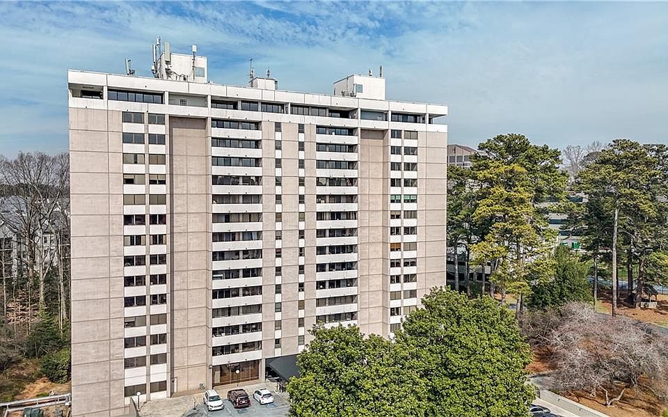 1st image of 3530 Piedmont Rd NE APT 12F