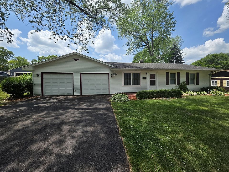 1st image of 112 Sweetbriar Ct