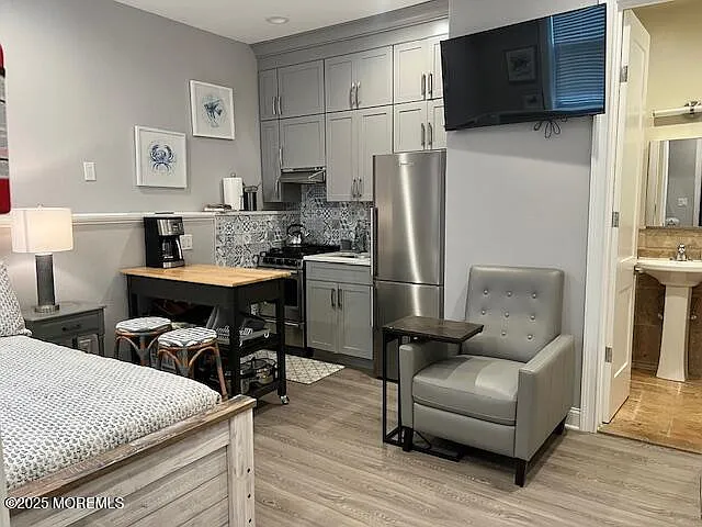 892 Elberon Ave #STUDIO — Photo 10