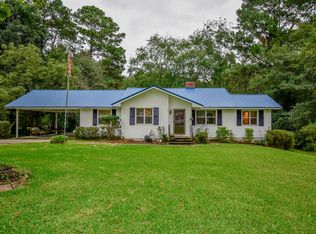 807 Forrest Rd, Alexander City, AL 35010