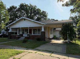 1224 N Barta Ave, Prague, OK 74864