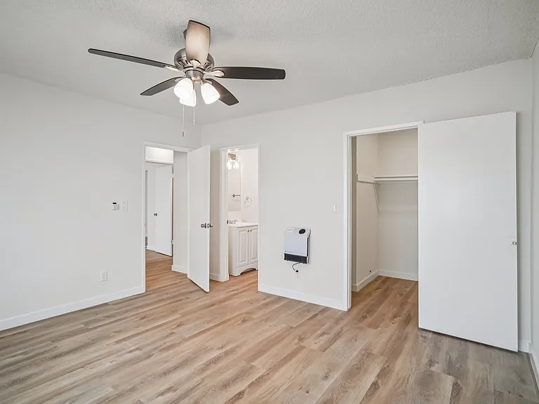 2026 S Shenandoah St — Photo 24