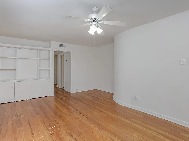 1828 W Main St #4 — Photo 11