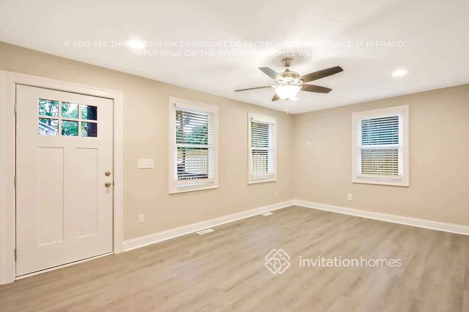 1625 Finchley Dr Charlotte, NC 28215 — Photo 4