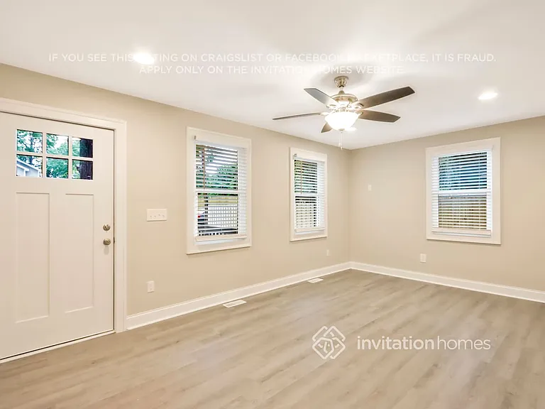 1625 Finchley Dr — Photo 4