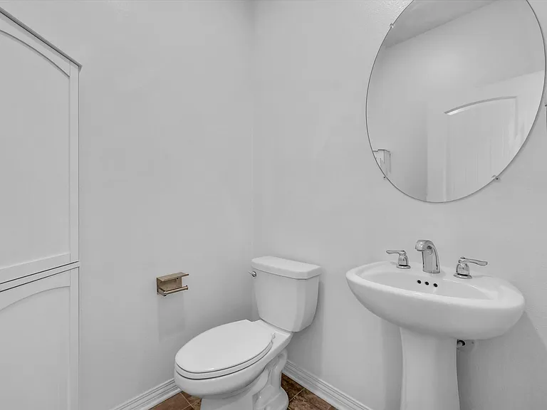 2978 E Penny Ln — Photo 27