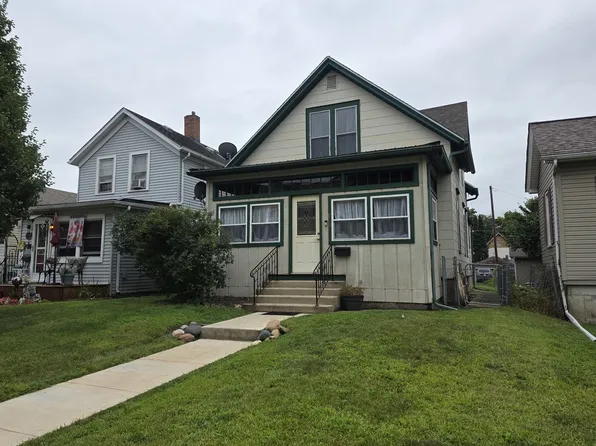 813 Pine St, Ottawa, IL 61350