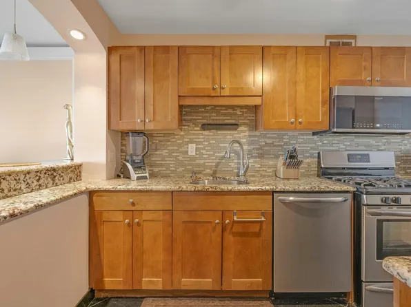 1203 River Road image 14 of 40