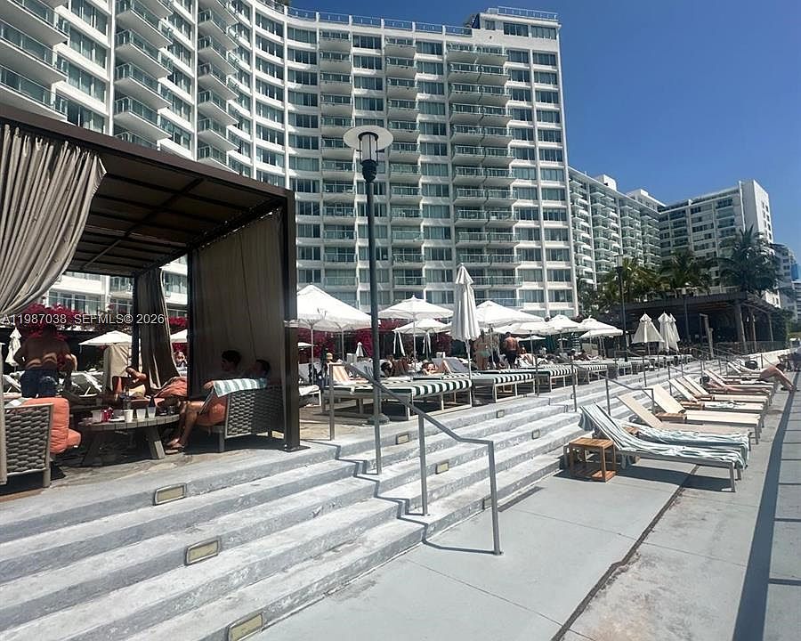 1st image of 1100 West Ave #1606
