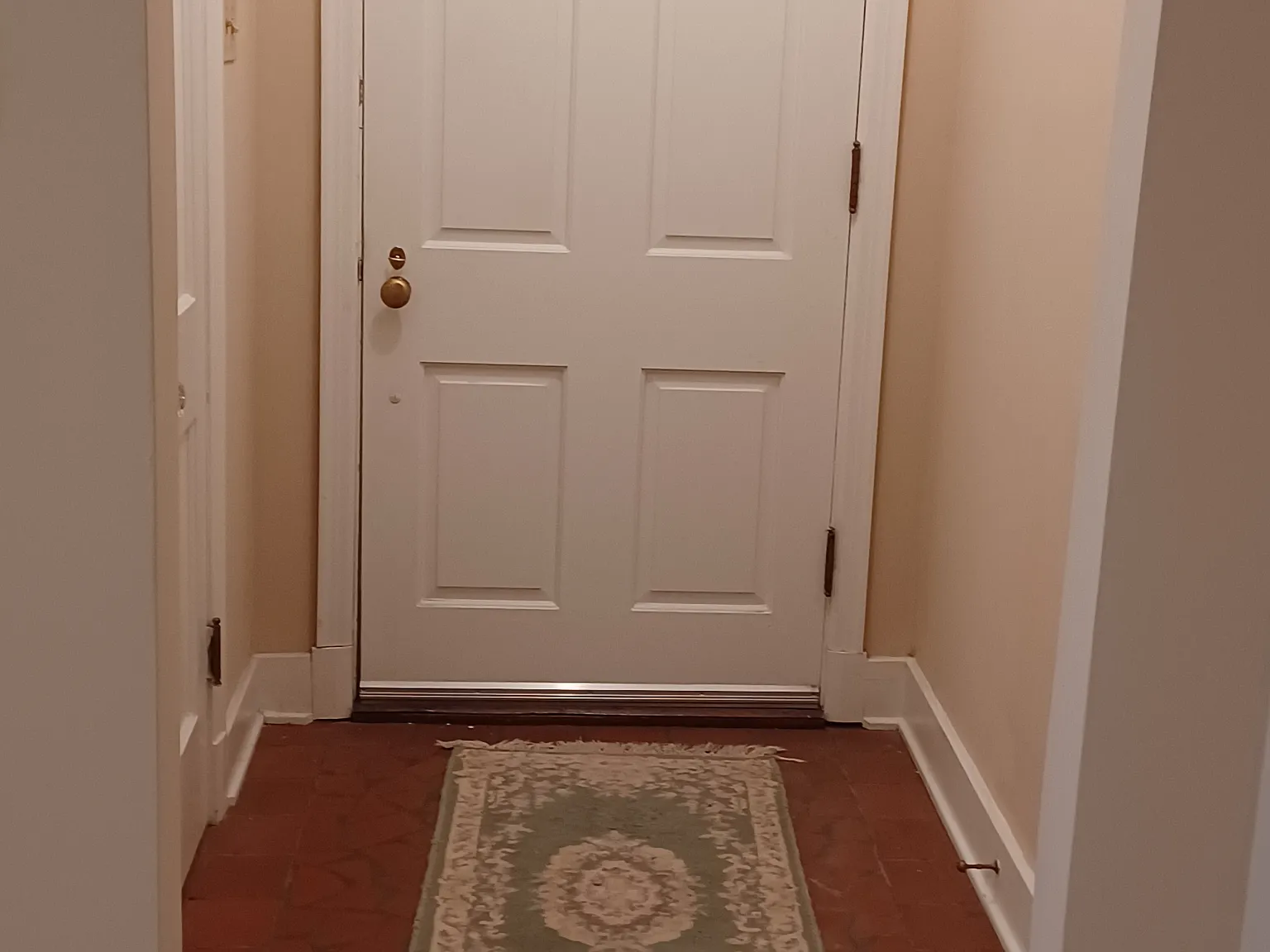 3 bed, 1400 sqft, $1,395 — Photo 2