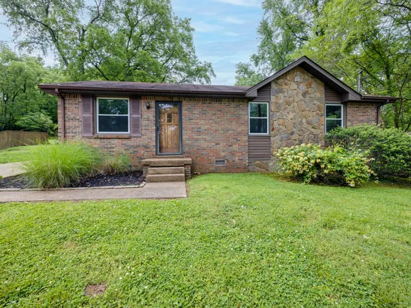 8170 Bonnafair Dr, Hermitage, TN 37076