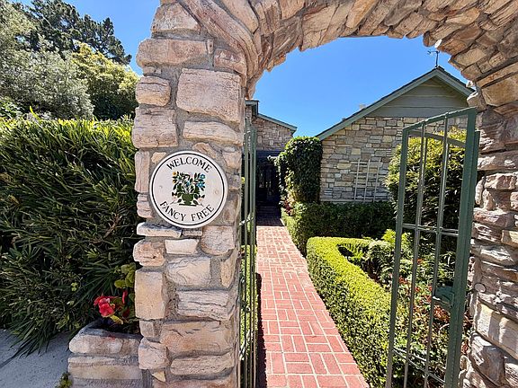 4th image of 4th House Southwest 10th Camino Real