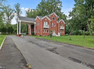 7230 Beverly St, Annandale, VA 22003