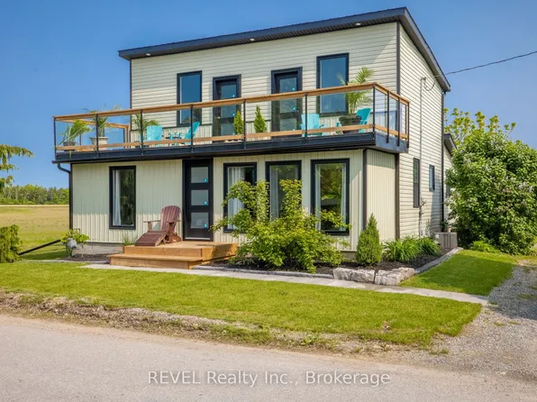 80 Lighthouse Dr, Haldimand County, ON N1A 2W6