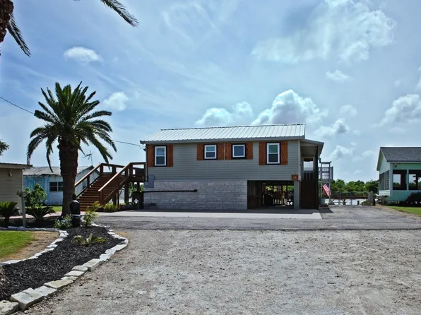 43 Private Road 670, Matagorda, TX 77457