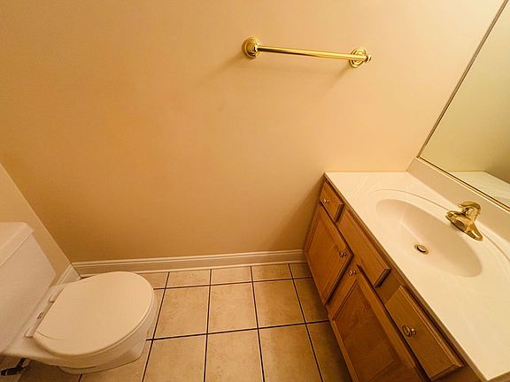 3rd image of 385 Oak Tree Blvd NW
