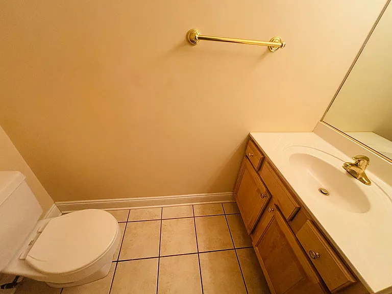 385 Oak Tree Blvd NW — Photo 3