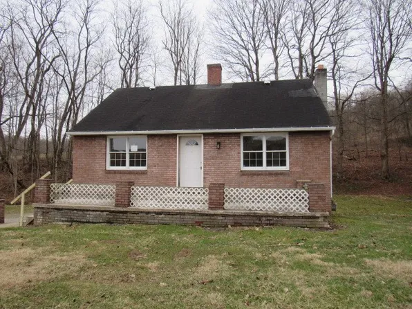 4505 Morgantown Rd, Lake Lynn, PA 15451